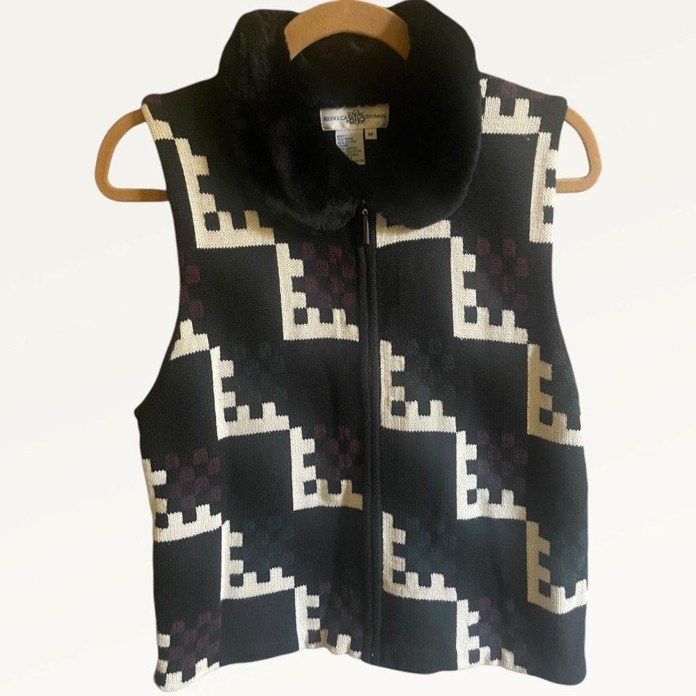 Women’s Knit Zip Front Vest With Faux Fur Collar Sz M